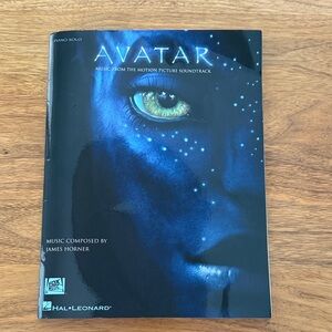 Hal Leonard Avatar Piano Solo Music Book - Blue